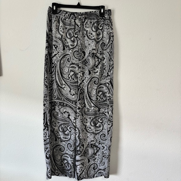 Womens Michael Kors Wide Leg Paisley Pants Size 6 Black White High Rise - Picture 2 of 8